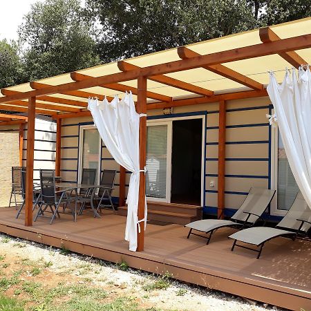 Hotel Grand Veles camp Banjole Exterior foto